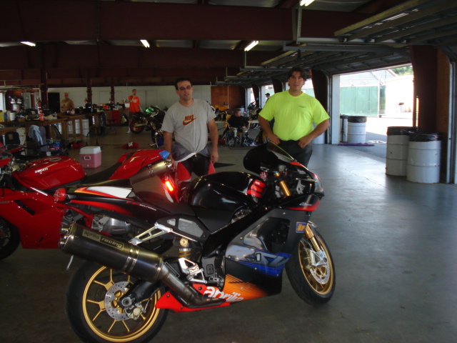 gal/2007 Loudon Track Day/pictures_088.jpg